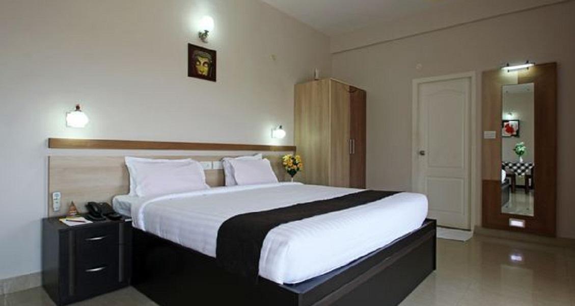Hotel Polariz Parassinikkadavu Εξωτερικό φωτογραφία